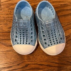 Like new Natives size 4